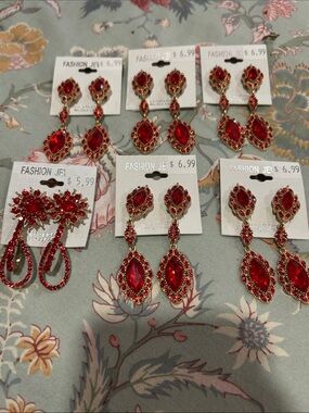 Fashion Jewelry Red Crystal Drop Earrings - Elegant Gold-Tone clip on